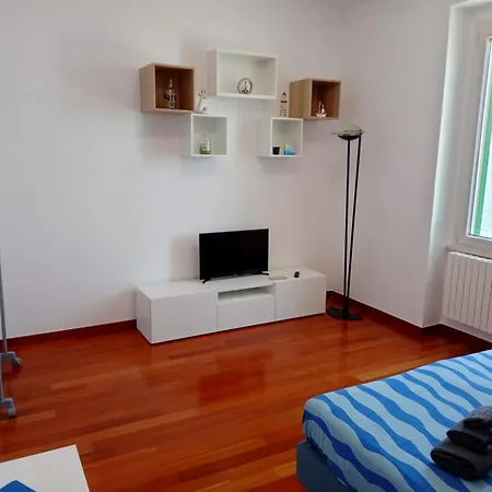 Seafront Holidays & Workstays *