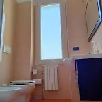 Seafront Holidays & Workstays - Mare & Sole *