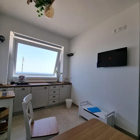 Seafront Holidays & Workstays Apartman *